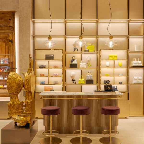 Exclusive lighting design for luxury fashion stores